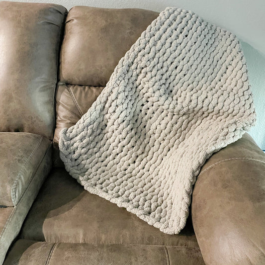 BABY BLANKET: SOLID COLOR